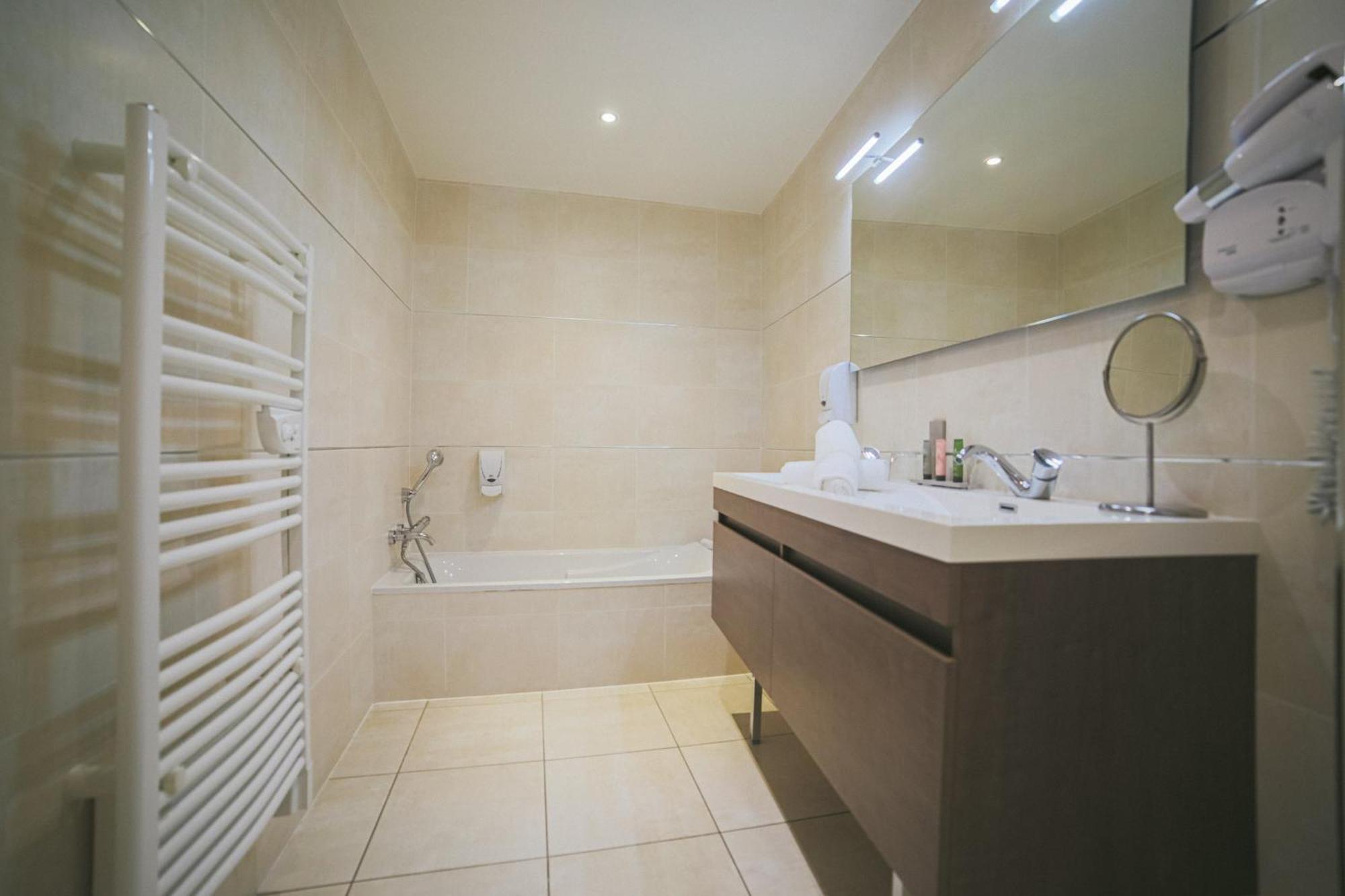 Holidays & Work Hotel Sanary-sur-Mer Luaran gambar