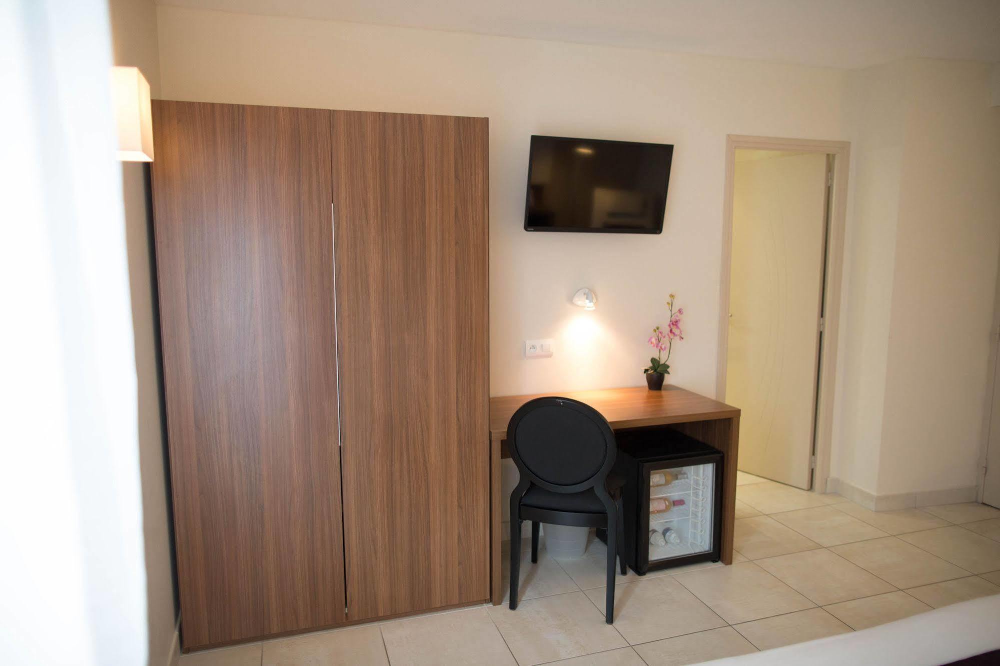 Holidays & Work Hotel Sanary-sur-Mer Luaran gambar